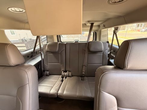 Used 2015 GMC Yukon XL Denali w/ Touring Package image 14