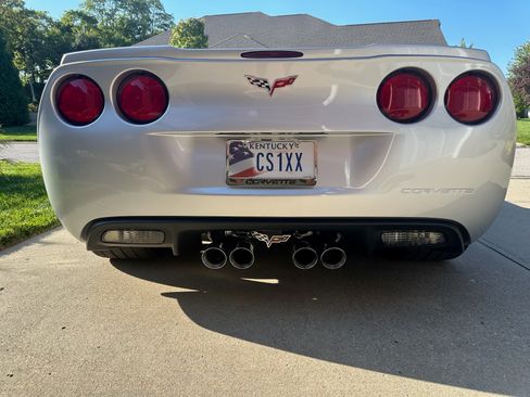 Used 2012 Chevrolet Corvette Grand Sport w/ 2LT Preferred Equipment Group image 19