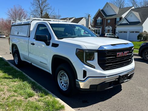 Used 2023 GMC Sierra 1500 Pro w/ Pro Value Package image 2