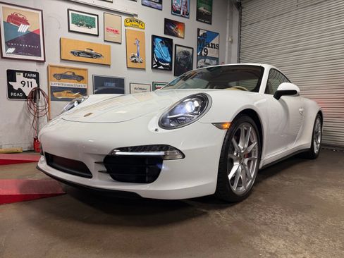 Used 2013 Porsche 911 Carrera 4S AWD/4WD image 11