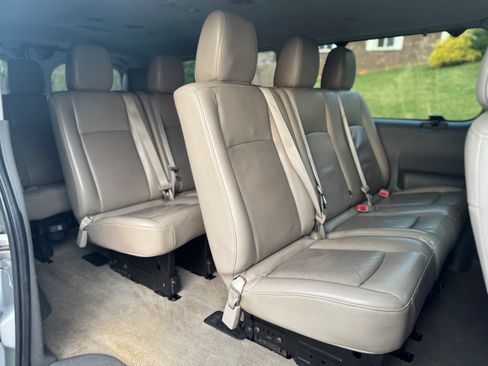 Used 2015 Nissan NV 3500 SL w/ Technology Package image 13