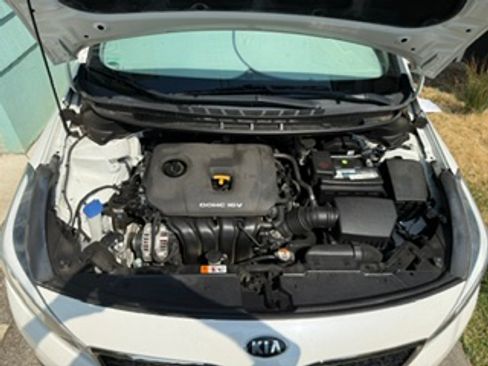 Used 2017 Kia Forte LX w/ LX Popular Package FWD image 9