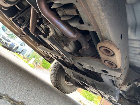 Used 2000 Toyota Land Cruiser image 25