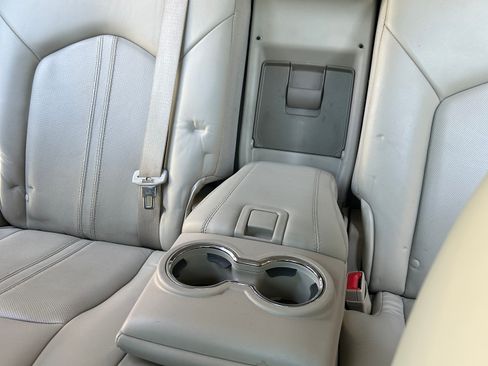 Used 2014 Cadillac SRX Premium w/ Driver Assist Package AWD/4WD image 16