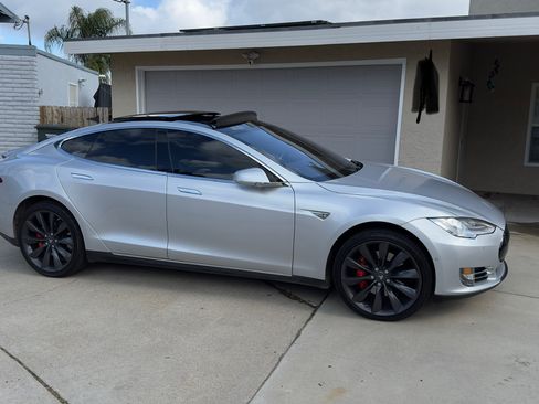 Used 2015 Tesla Model S P90D AWD/4WD image 1