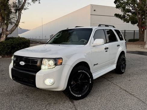 Used 2011 Ford Escape Hybrid Sport Utility 4D image 4