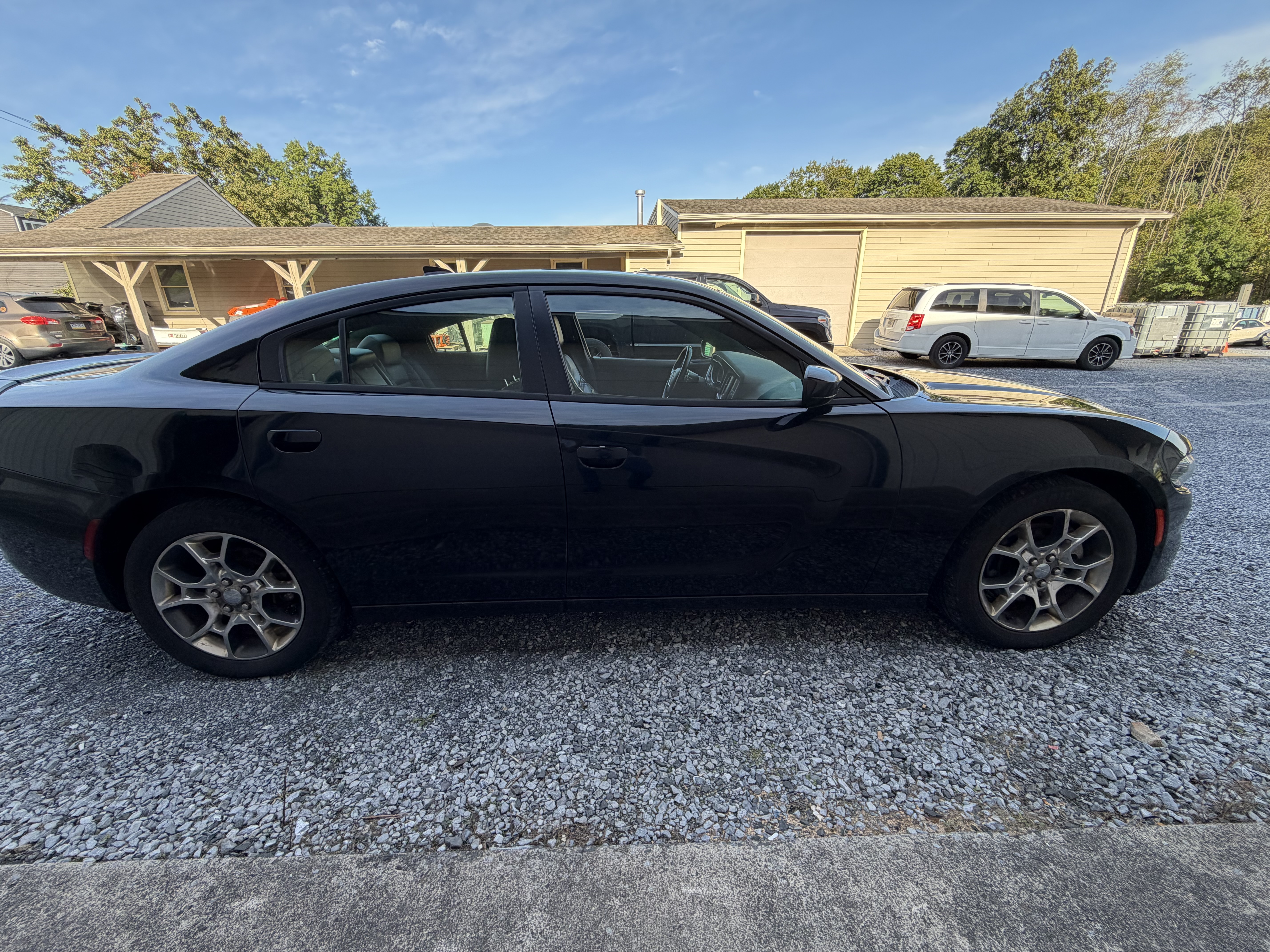 Used 2015 Dodge Charger SXT w/ AWD Plus Group image 5