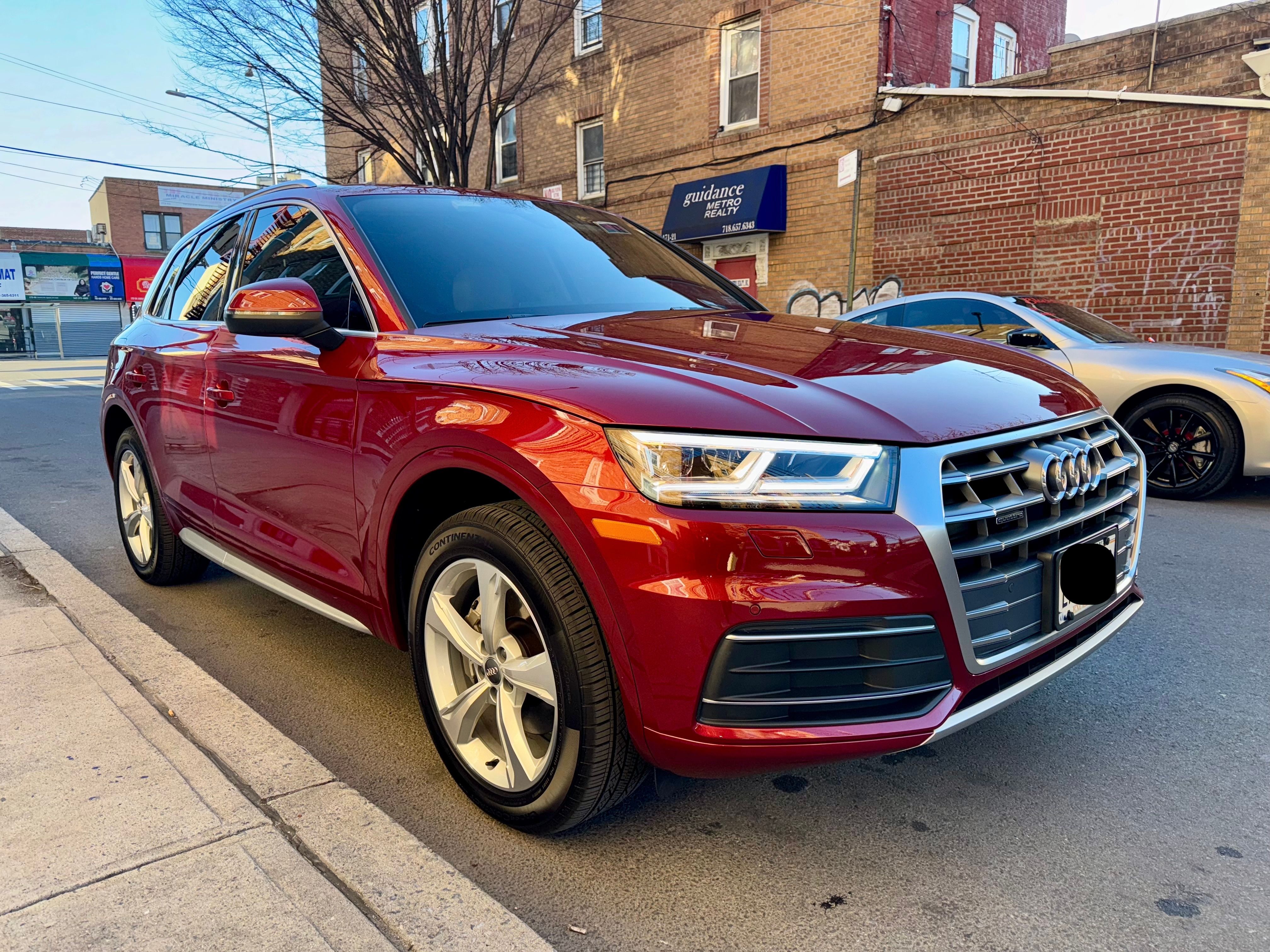 Used 2020 Audi Q5 2.0T Premium Plus w/ Premium Plus Package AWD/4WD image 10