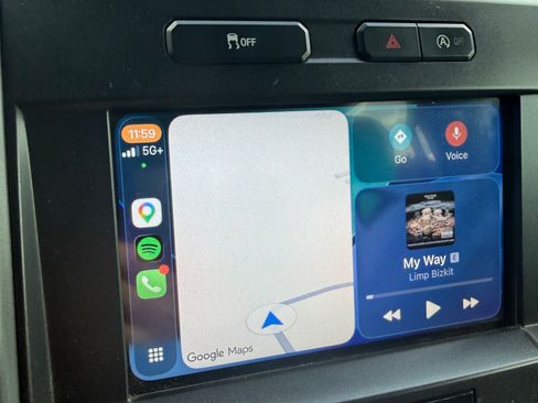 Used 2018 Ford F150 XLT w/ Equipment Group 302A Luxury image 12