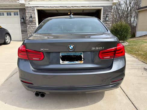 Used 2017 BMW 330i xDrive Sedan image 6