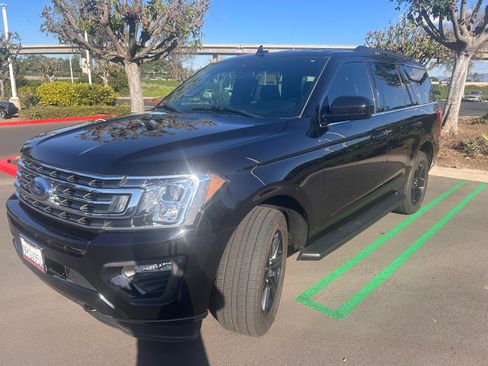 Used 2021 Ford Expedition XLT w/ Black Accent Package image 13