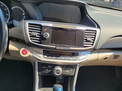 Used 2015 Honda Accord Touring image 5