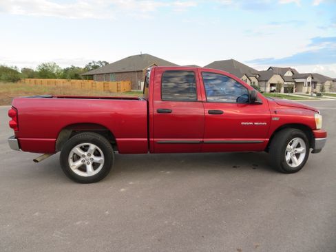 Used 2007 Dodge Ram 1500 Truck SLT image 4
