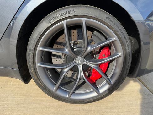 Used 2021 Tesla Model S Plaid image 9