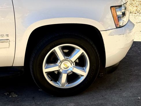 Used 2013 Chevrolet Tahoe LTZ image 8