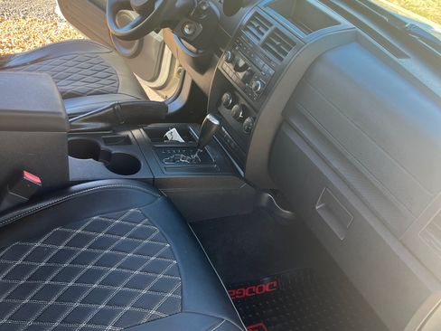 Used 2007 Dodge Nitro SXT image 20