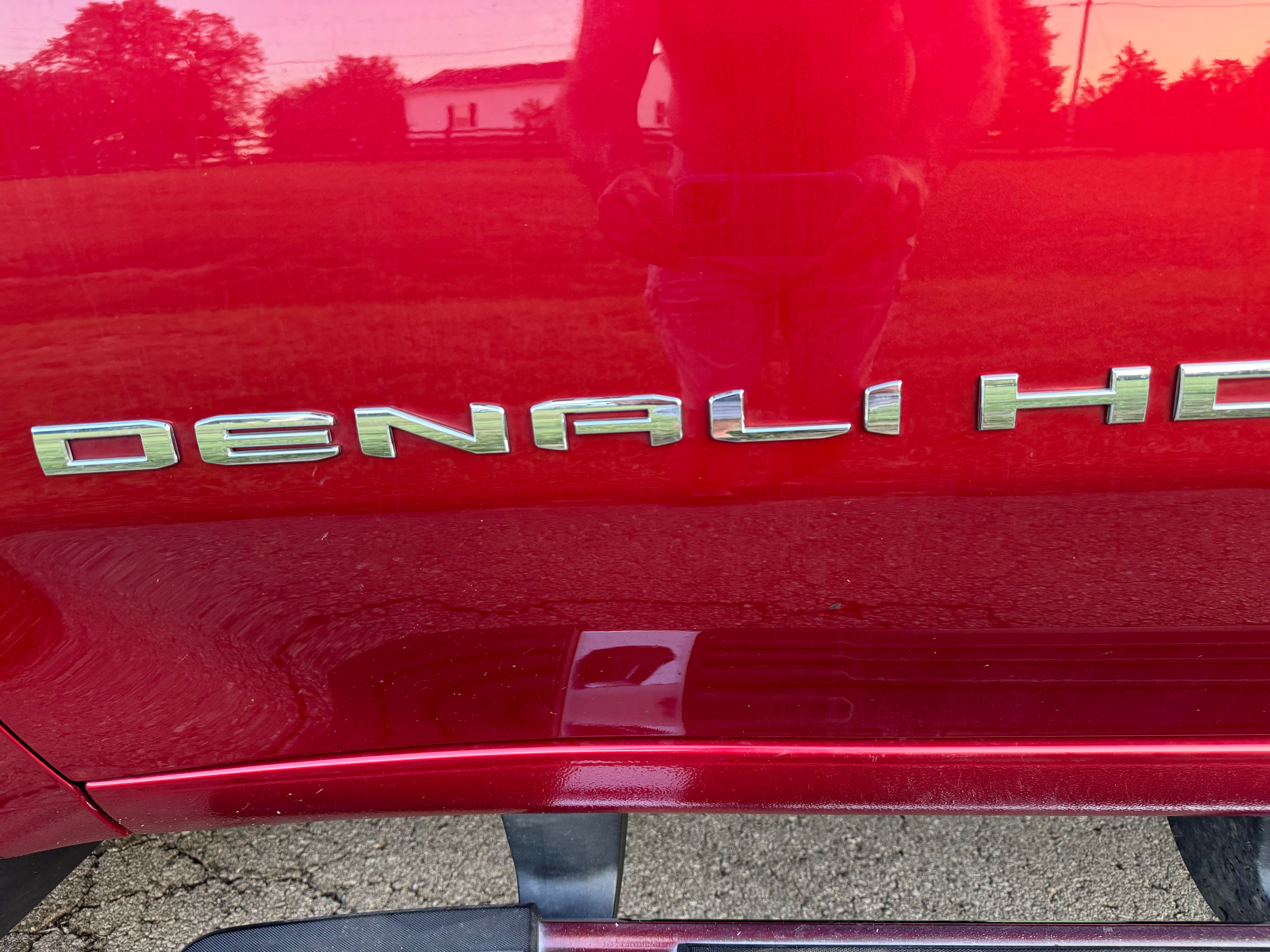 Used 2023 GMC Sierra 2500 Denali w/ Denali Ultimate Package AWD/4WD image 6
