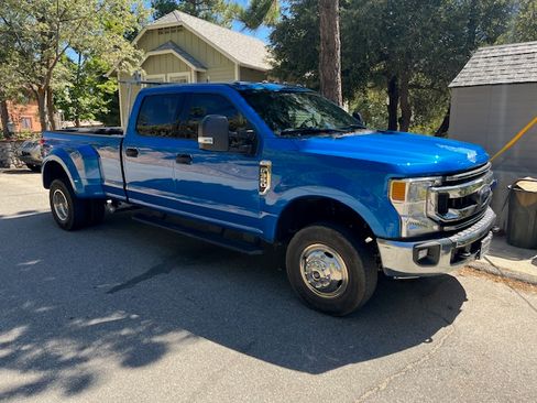 Used 2021 Ford F350 XLT image 1