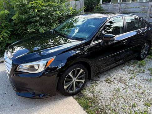 Used 2016 Subaru Legacy 2.5i Limited AWD/4WD image 4