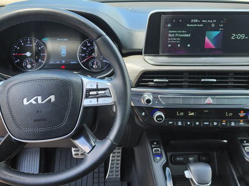 Used 2022 Kia Telluride SX w/ SX Prestige Package image 9