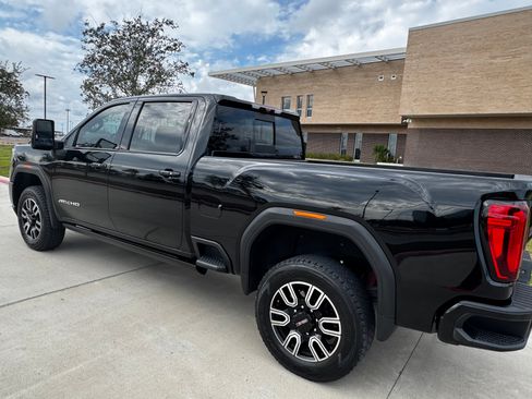 Used 2023 GMC Sierra 2500 AT4 w/ AT4 Premium Plus Package image 4