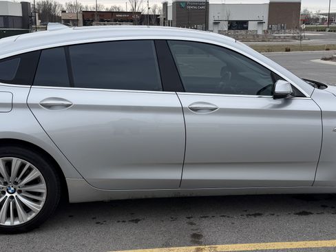 Used 2015 BMW 535i Gran Turismo image 2