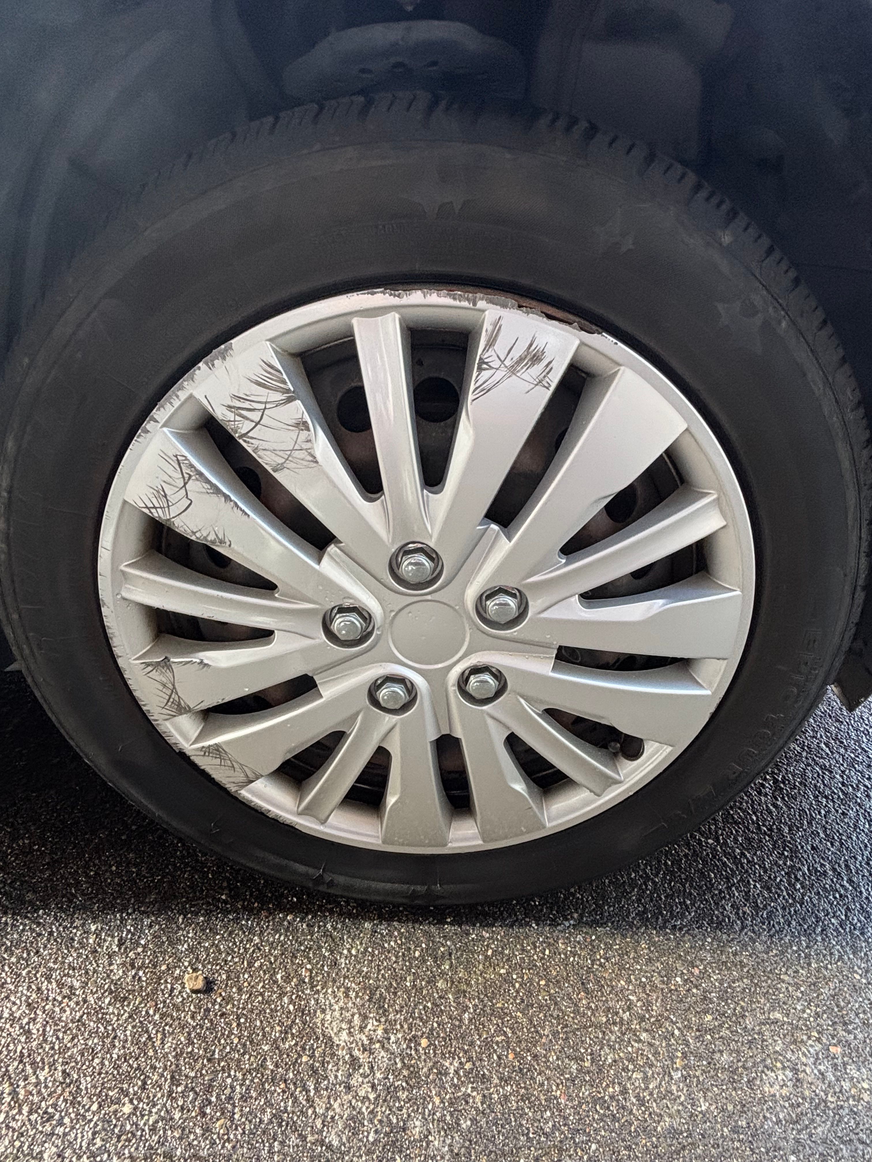 Used 2017 Nissan Sentra SV FWD image 26