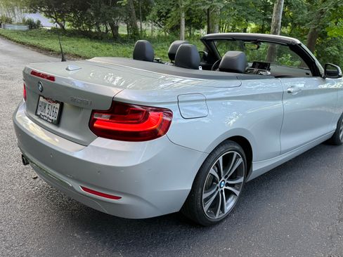 Used 2016 BMW 228i xDrive Convertible AWD/4WD image 10