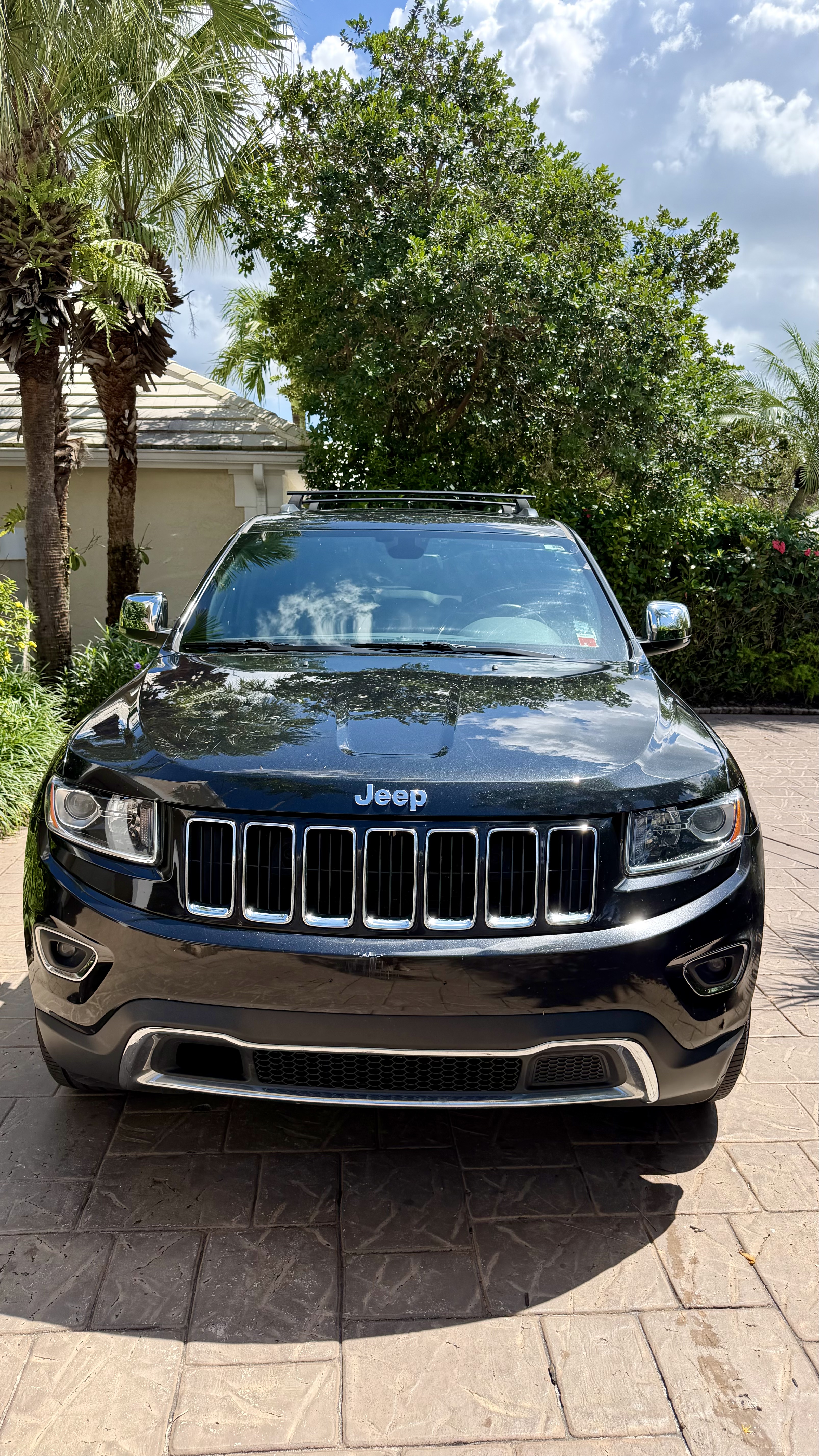 Used 2016 Jeep Grand Cherokee Limited AWD/4WD image 6