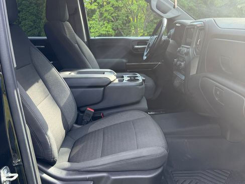 Used 2020 Chevrolet Silverado 1500 LT Trail Boss w/ Convenience Package AWD/4WD image 14