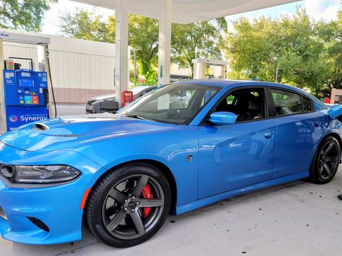 Used 2019 Dodge Charger SRT Hellcat w/ Harman/Kardon Audio Group RWD image 13