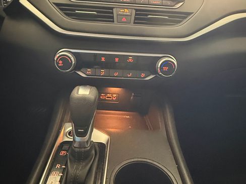 Used 2020 Nissan Altima 2.5 S FWD image 8