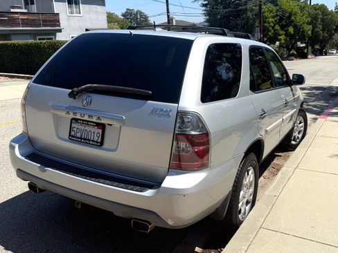 Used 2005 Acura MDX Touring AWD/4WD image 4