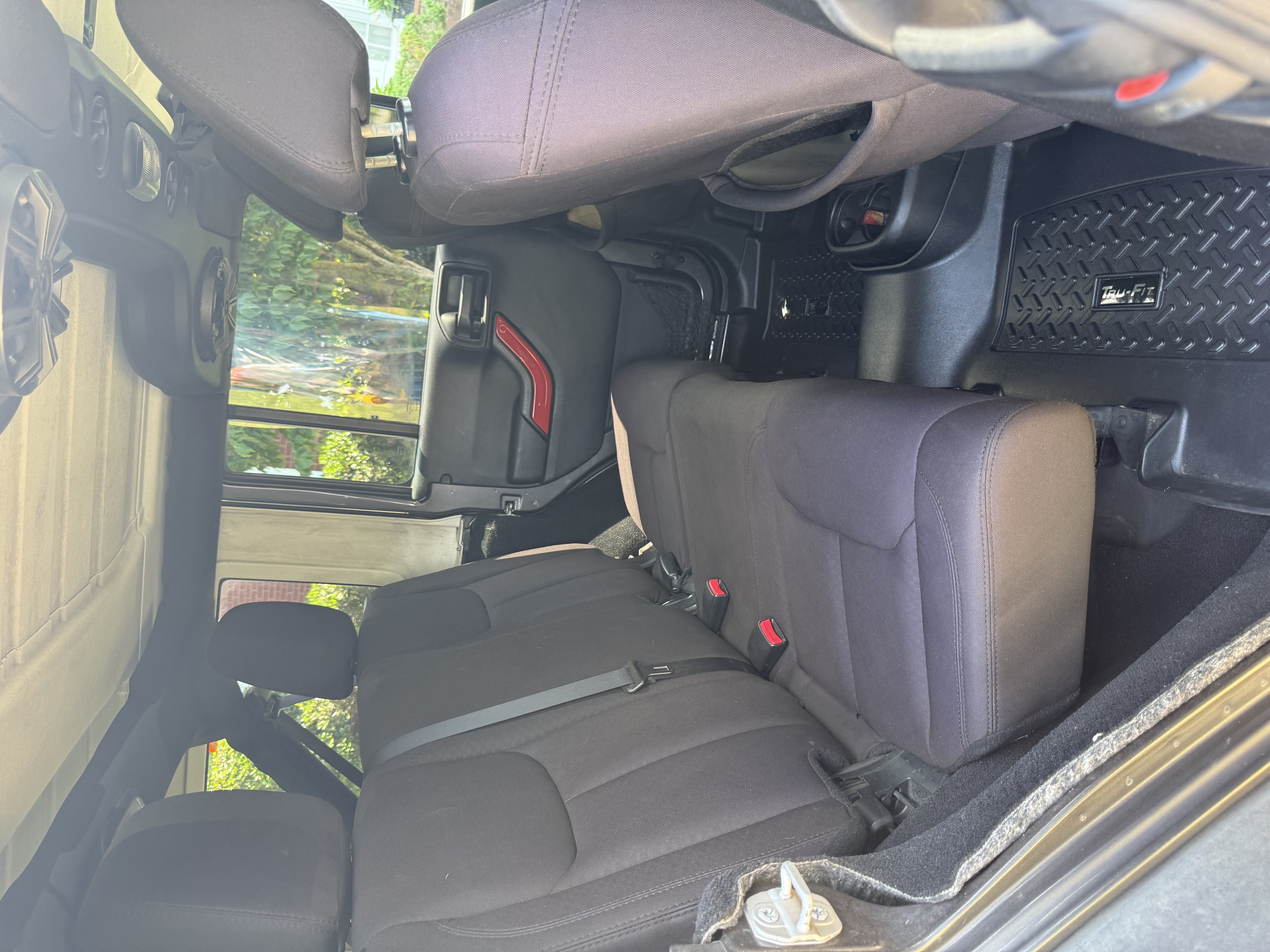 Used 2014 Jeep Wrangler Unlimited Sport w/ Quick Order Package 24S AWD/4WD image 14