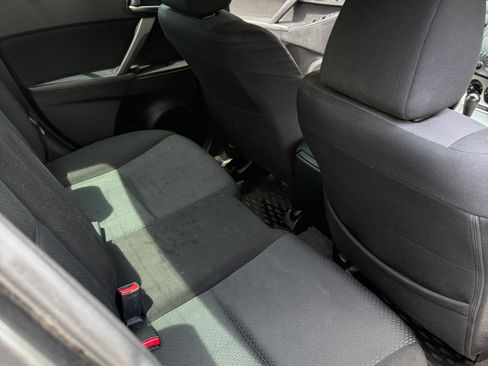 Used 2010 MAZDA MAZDA3 i Touring FWD image 6