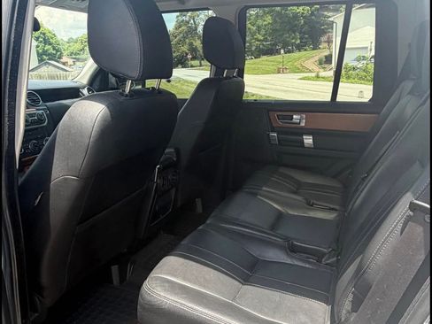 Used 2015 Land Rover LR4 HSE AWD/4WD image 17