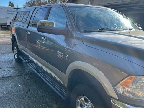 Used 2011 RAM 2500 Laramie w/ Protection Group image 4