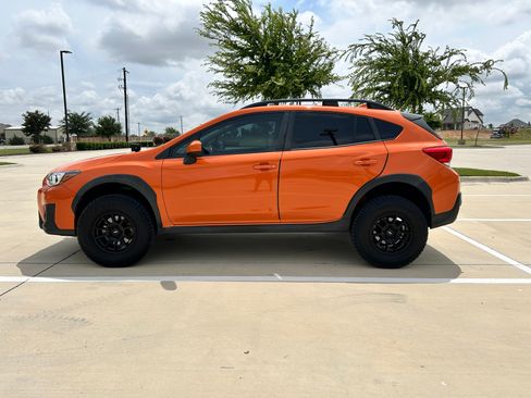 Used 2018 Subaru Crosstrek 2.0i Premium AWD/4WD image 5