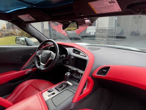 Used 2015 Chevrolet Corvette Stingray Coupe w/ 3LT Preferred Equipment Group image 17