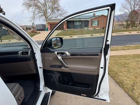 Used 2021 Lexus GX 460 Luxury image 22