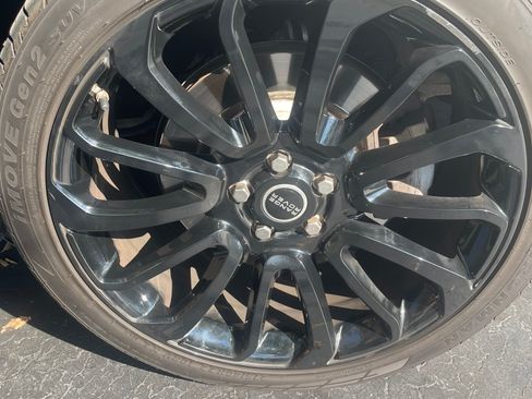 Used 2016 Land Rover Range Rover HSE image 13