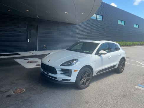 Used 2020 Porsche Macan S image 15