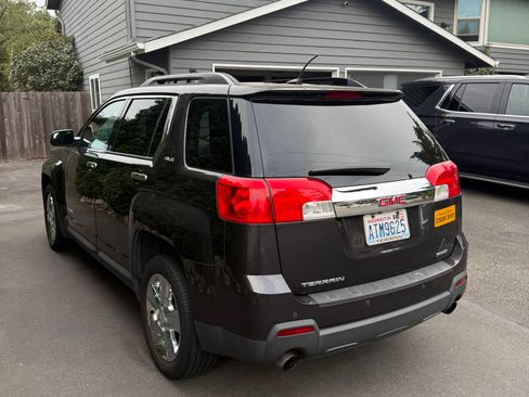 Used 2014 GMC Terrain SLE w/ Chrome Package AWD/4WD image 5