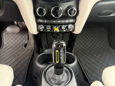 Used 2024 MINI Cooper SE FWD image 16