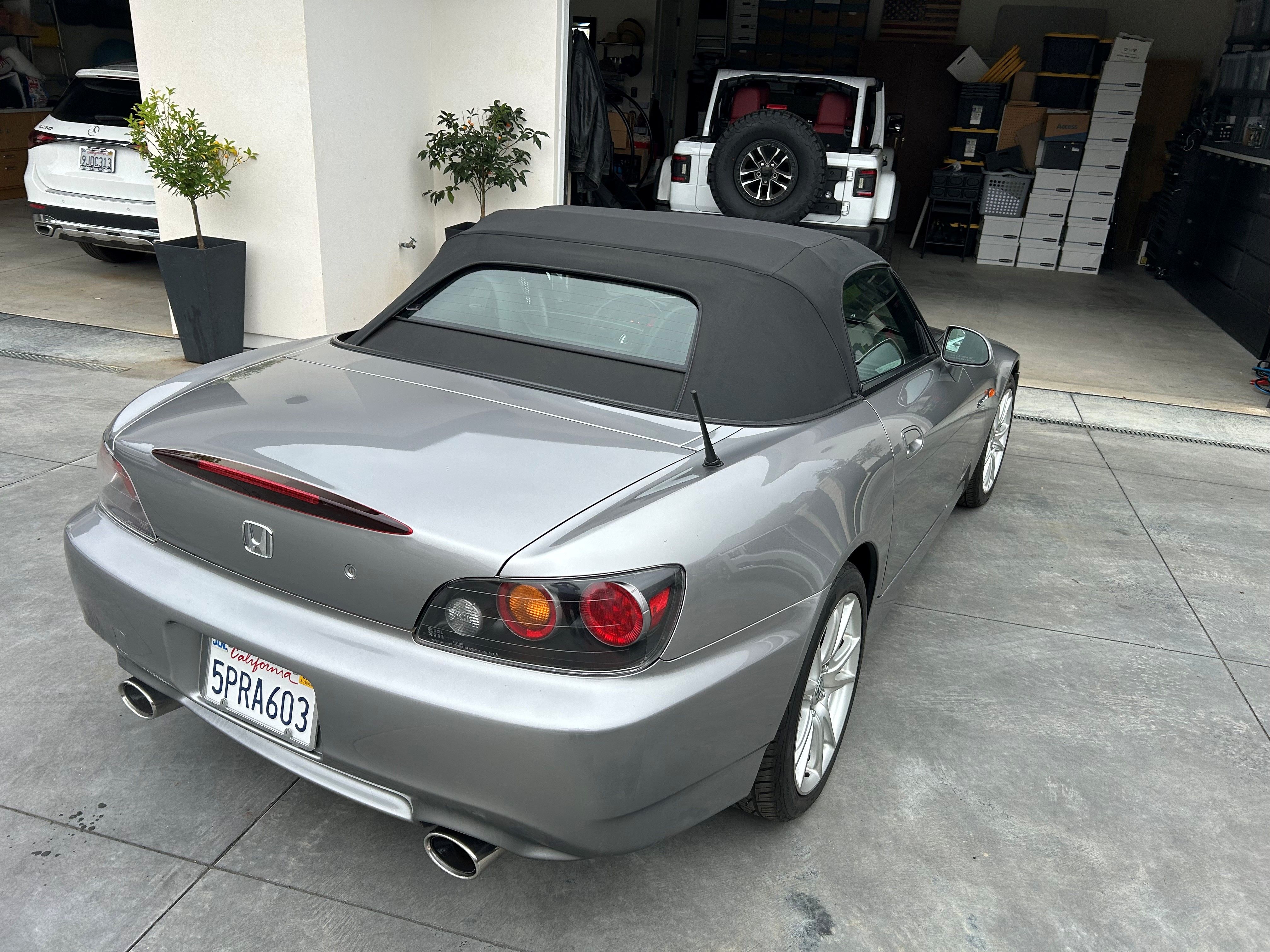 Used 2005 Honda S2000 image 1