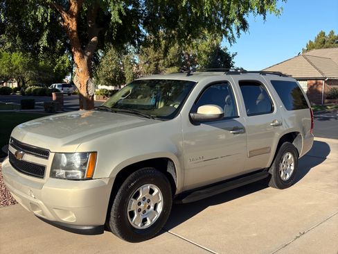 Used 2011 Chevrolet Tahoe LT w/ Luxury Package image 13