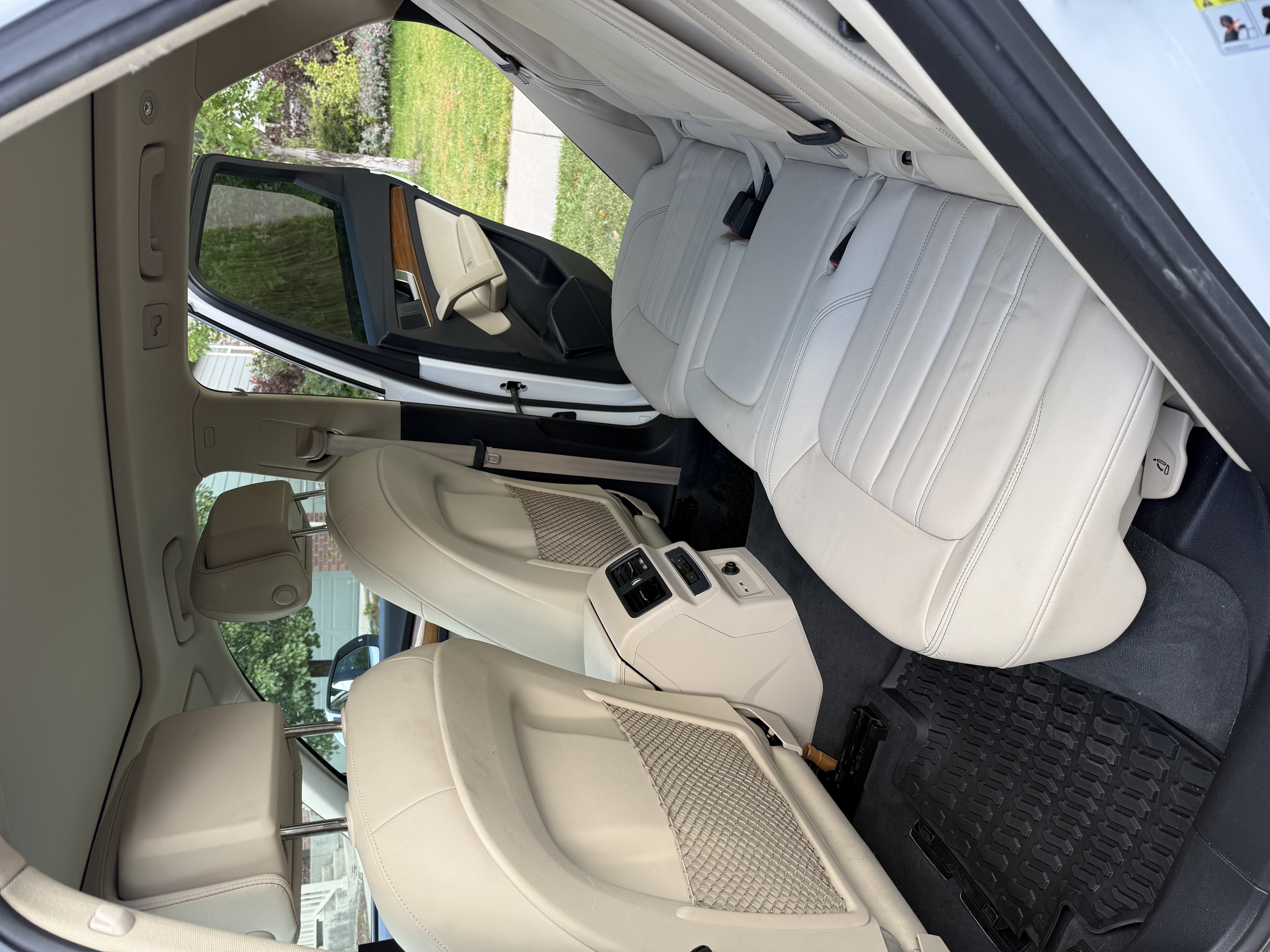 Used 2023 Audi Q5 2.0T Premium w/ Convenience Package AWD/4WD image 12
