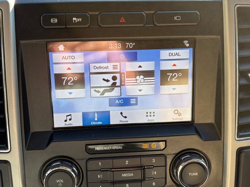 Used 2019 Ford F350 Lariat w/ Chrome Package image 14