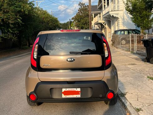 Used 2015 Kia Soul image 6