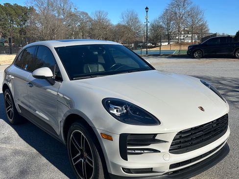 Used 2019 Porsche Macan Sport Edition image 9